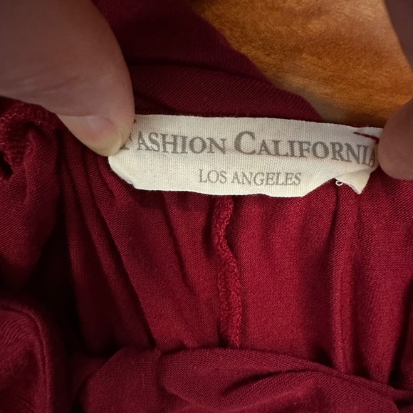 Fashion California Maroon Maxi Skirt w/ Pockets Size Small - Picture 4 of 6